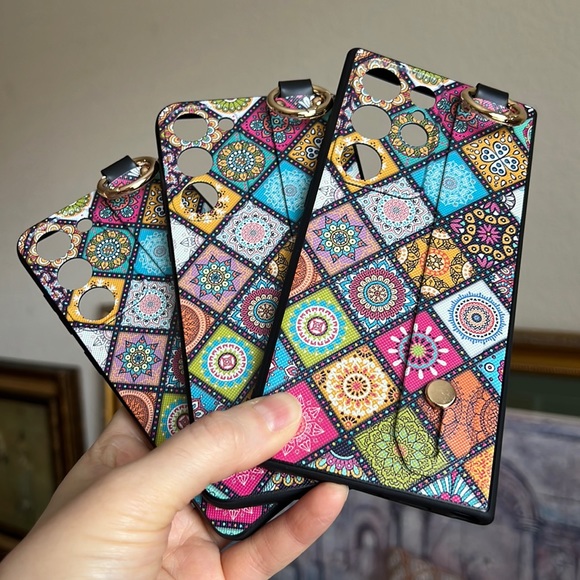 Colorful Geometric Pattern Phone Case - Picture 3 of 16